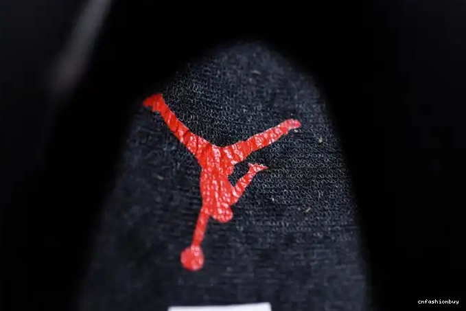 Retro Laser 4 Black Jordan Air CI1184-001 0617